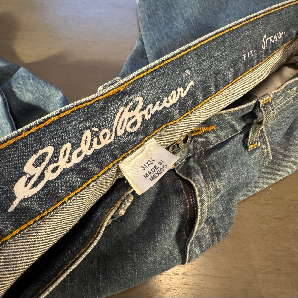 34/34 Eddie Bauer Straight Blue Jeans